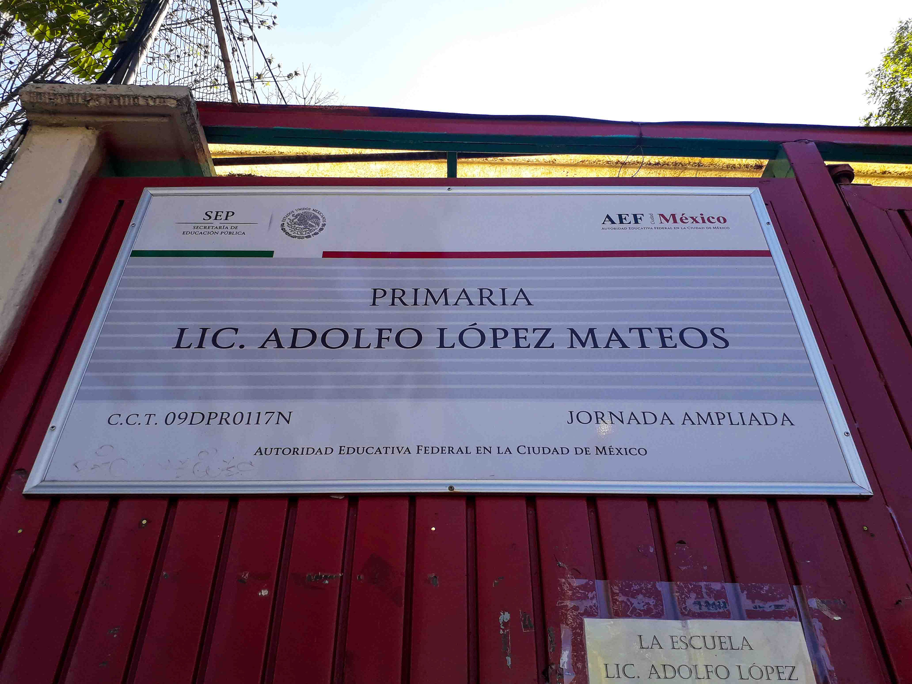 Escuela Primaria "Licenciado Adolfo López Mateos"