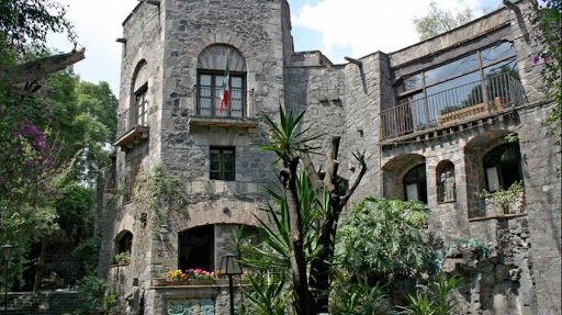 Monumental Casa de Emilio El Indio Fernández