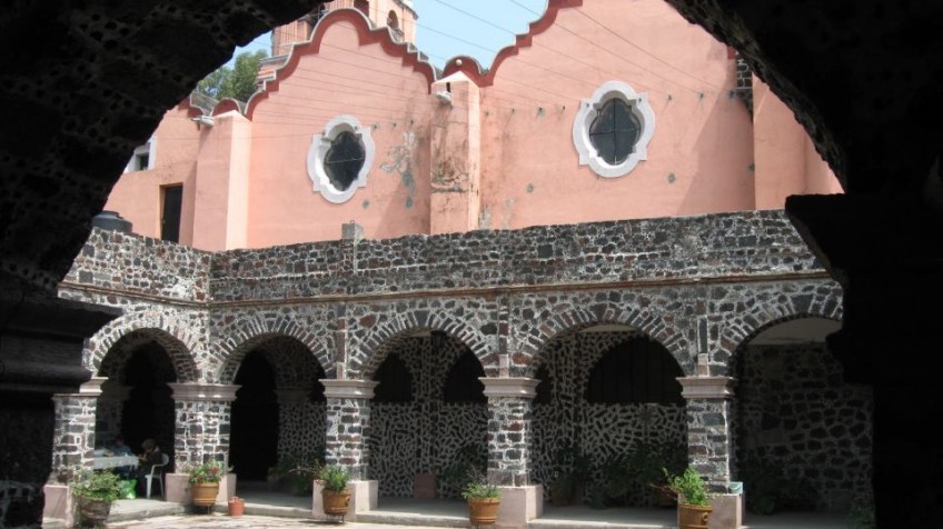 Iglesia de Santiago Acahualtepec Iztapalapa.jpg