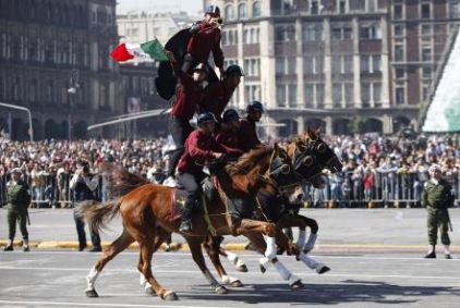 Desfile Deportivo del 20 de noviembre.jpg