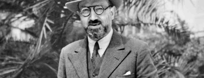 Felipe Camino Galicia de la Rosa, conocido como León Felipe. Poeta español (Tábara, Zamora , 11 de abril de 1884 - Ciudad de México, 18 de septiembre 1968).